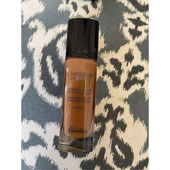 Guerlain Lingerie De Peau Natural Perfection Foundation SPF 20 ~ 05N Fonce Deep - Picture 3 of 5